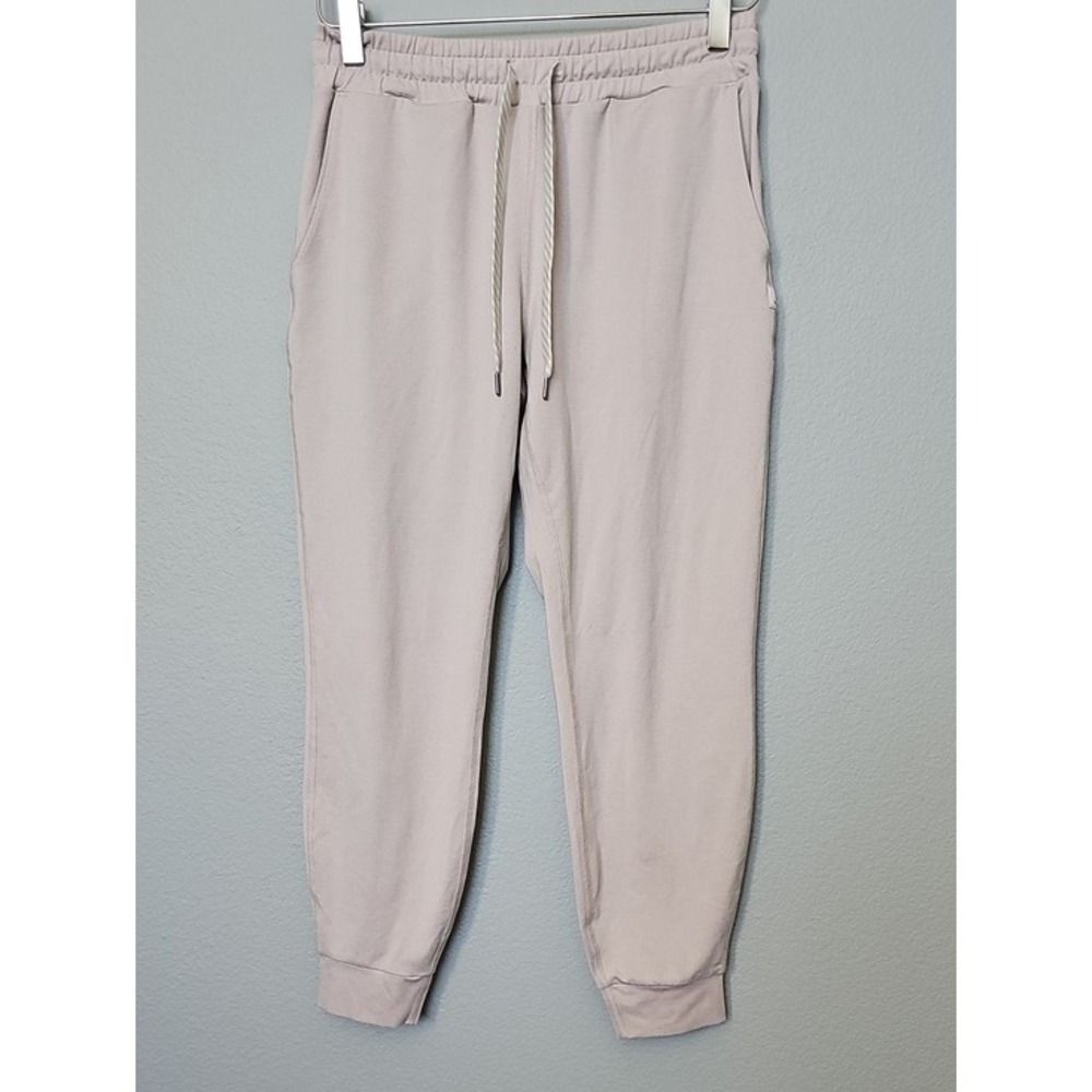 Vuori Performance Jogger Minimalist Athleisure Pant XS Tan Taupe